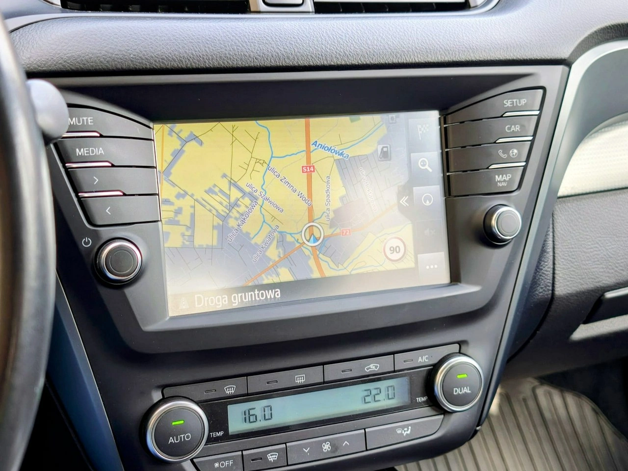 Toyota Avensis - Zdjęcie 18