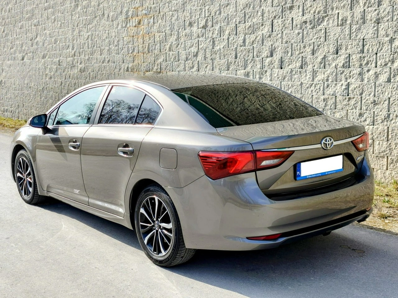 Toyota Avensis - Zdjęcie 3