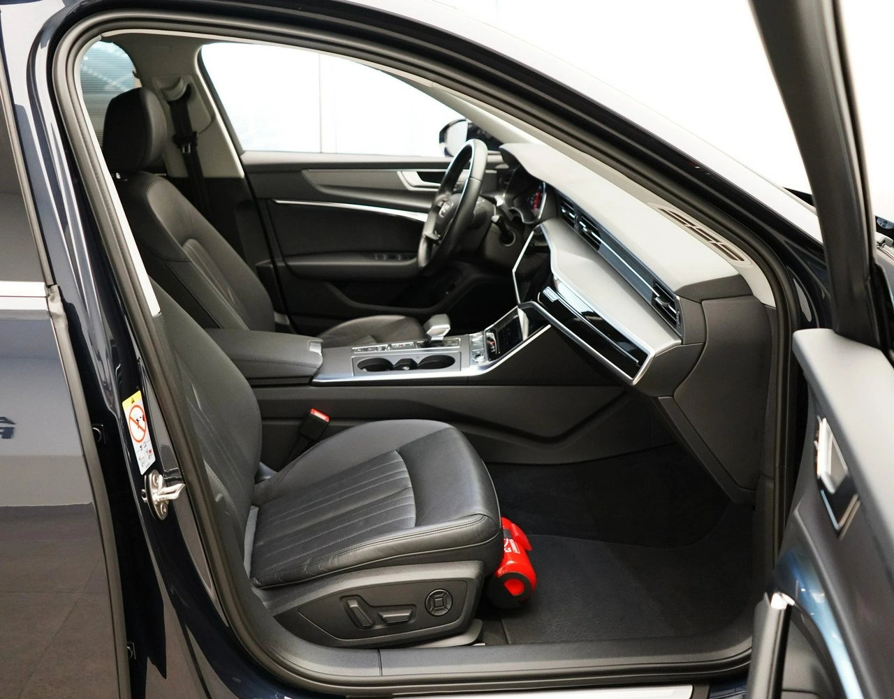 Audi A6 - Zdjęcie 16
