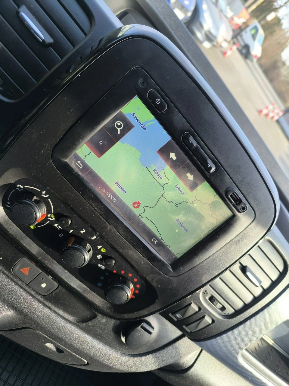 Opel Vivaro - Zdjęcie 15