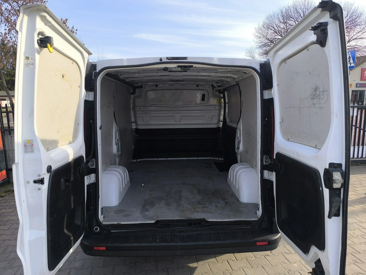 Opel Vivaro - Zdjęcie 23