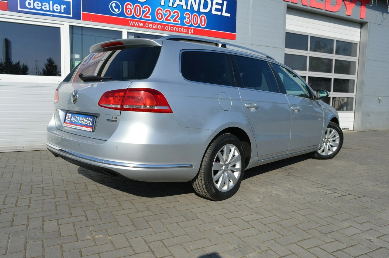 Volkswagen Passat - Zdjęcie 9