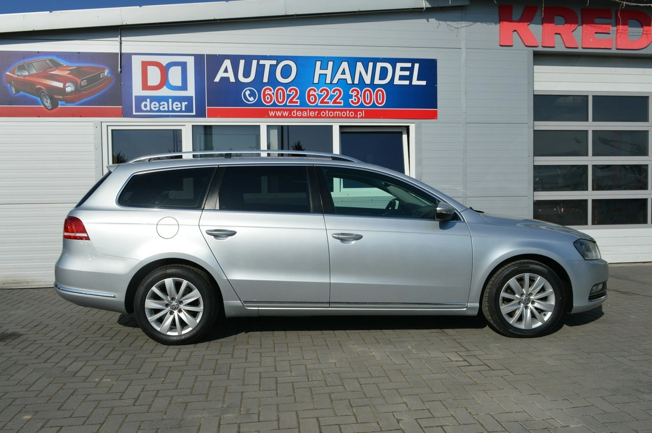 Volkswagen Passat - Zdjęcie 11