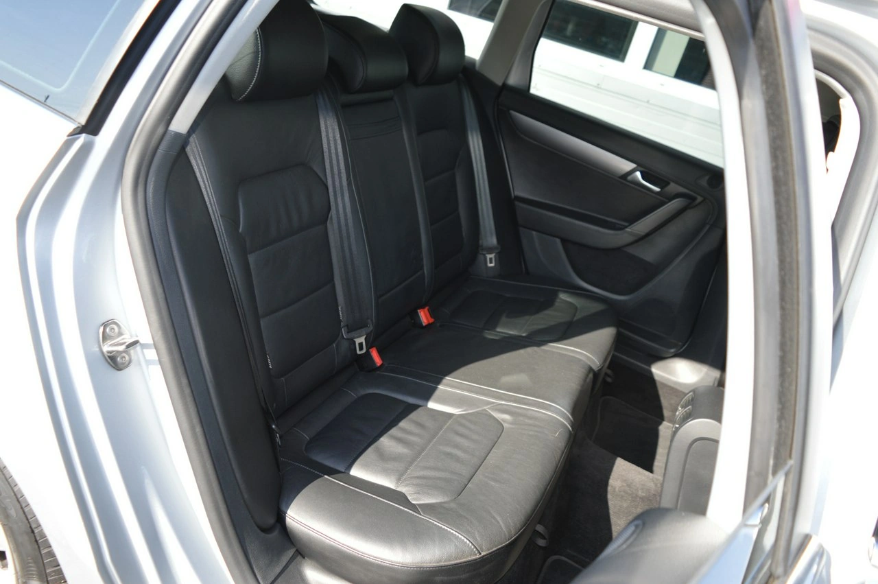 Volkswagen Passat - Zdjęcie 30