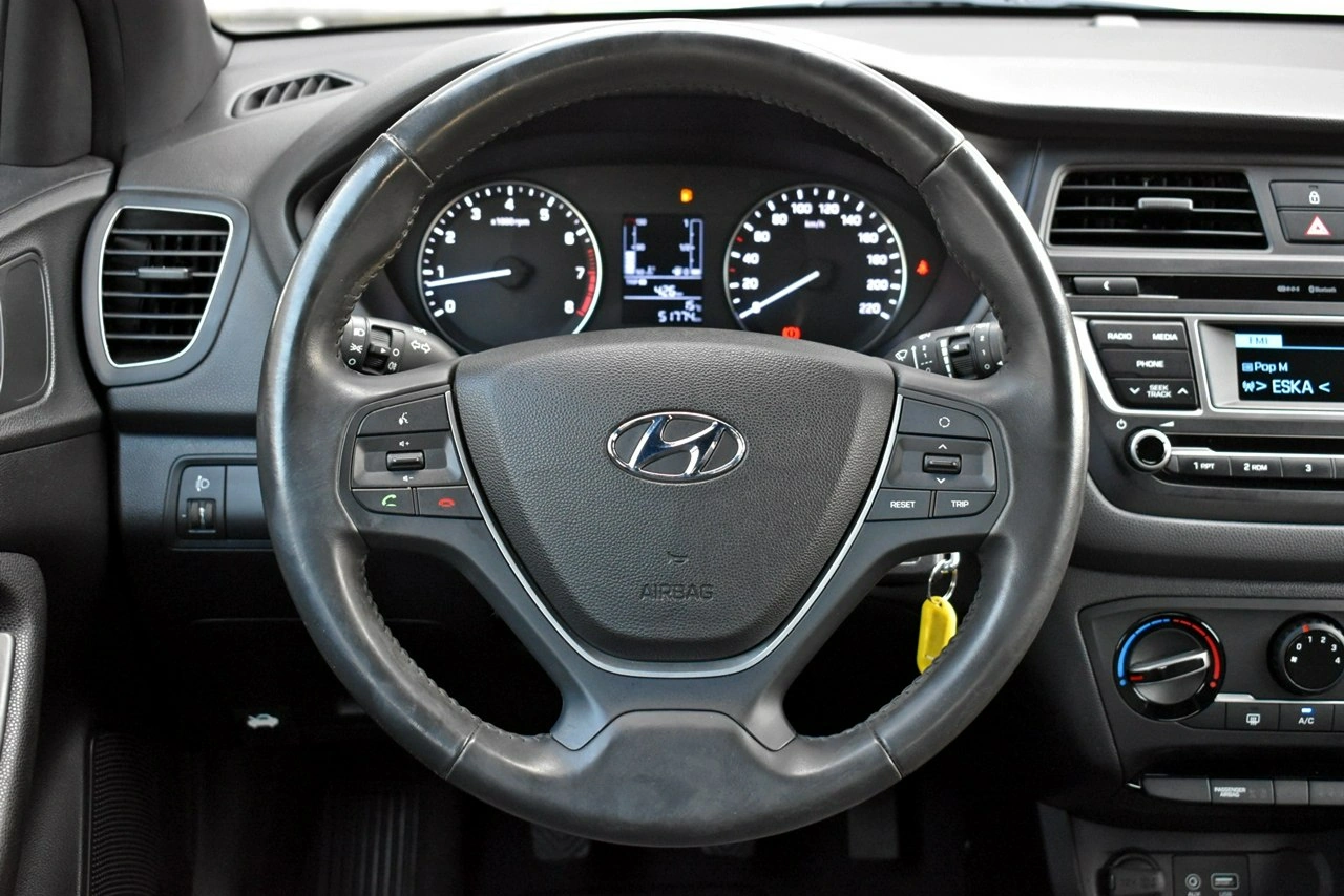 Hyundai i20 - Zdjęcie 13