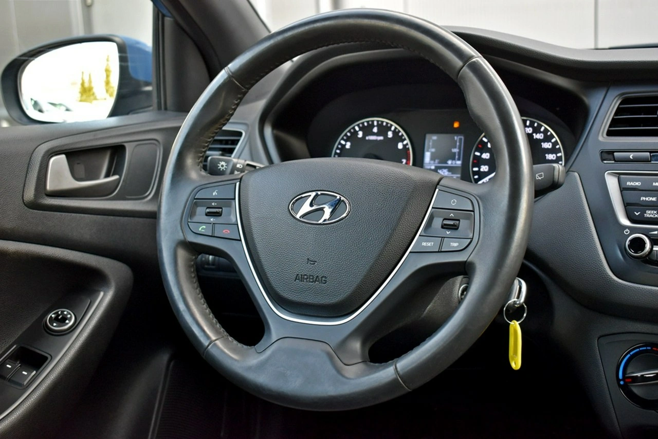 Hyundai i20 - Zdjęcie 16