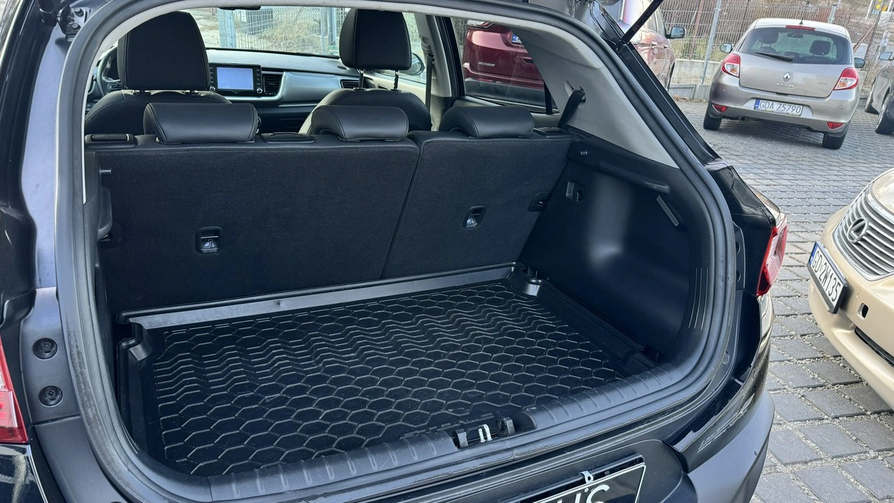 Kia Stonic - Zdjęcie 14