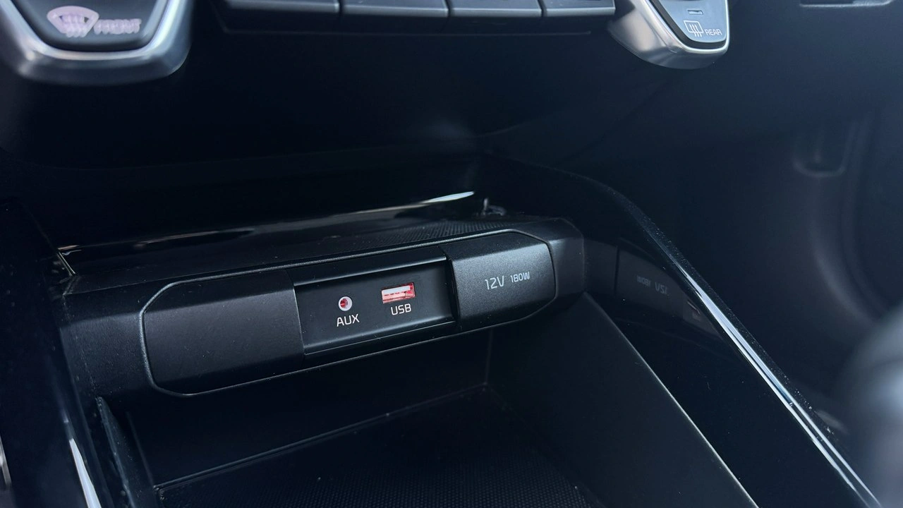 Kia Stonic - Zdjęcie 18