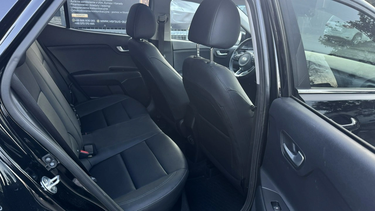 Kia Stonic - Zdjęcie 21