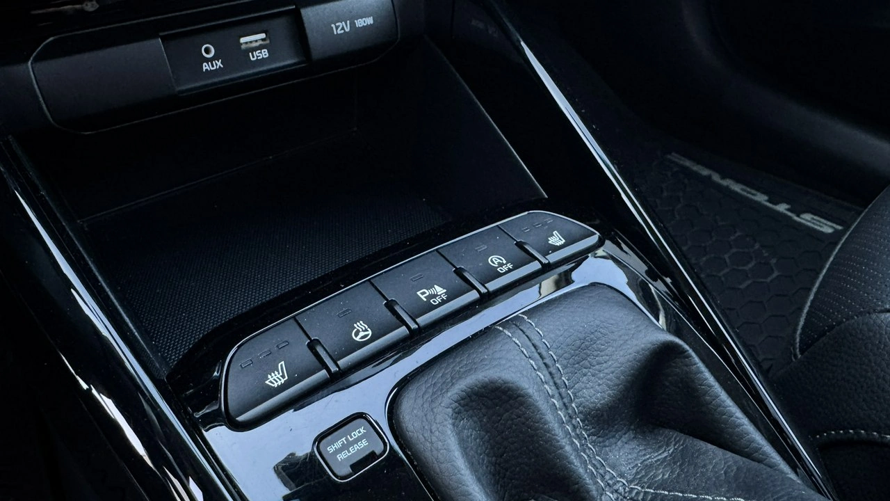 Kia Stonic - Zdjęcie 25