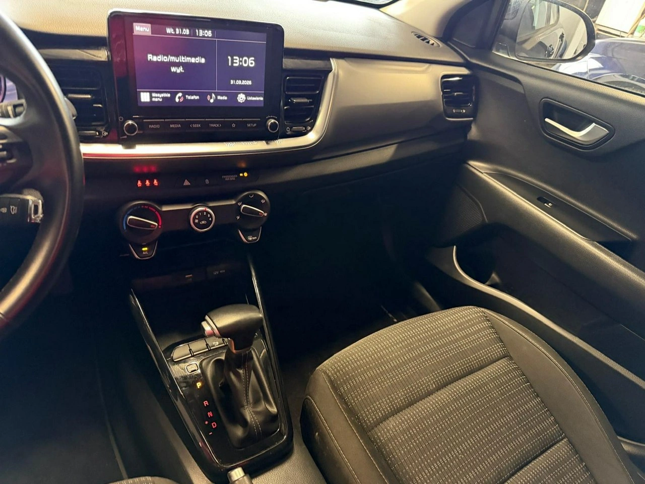 Kia Stonic - Zdjęcie 9