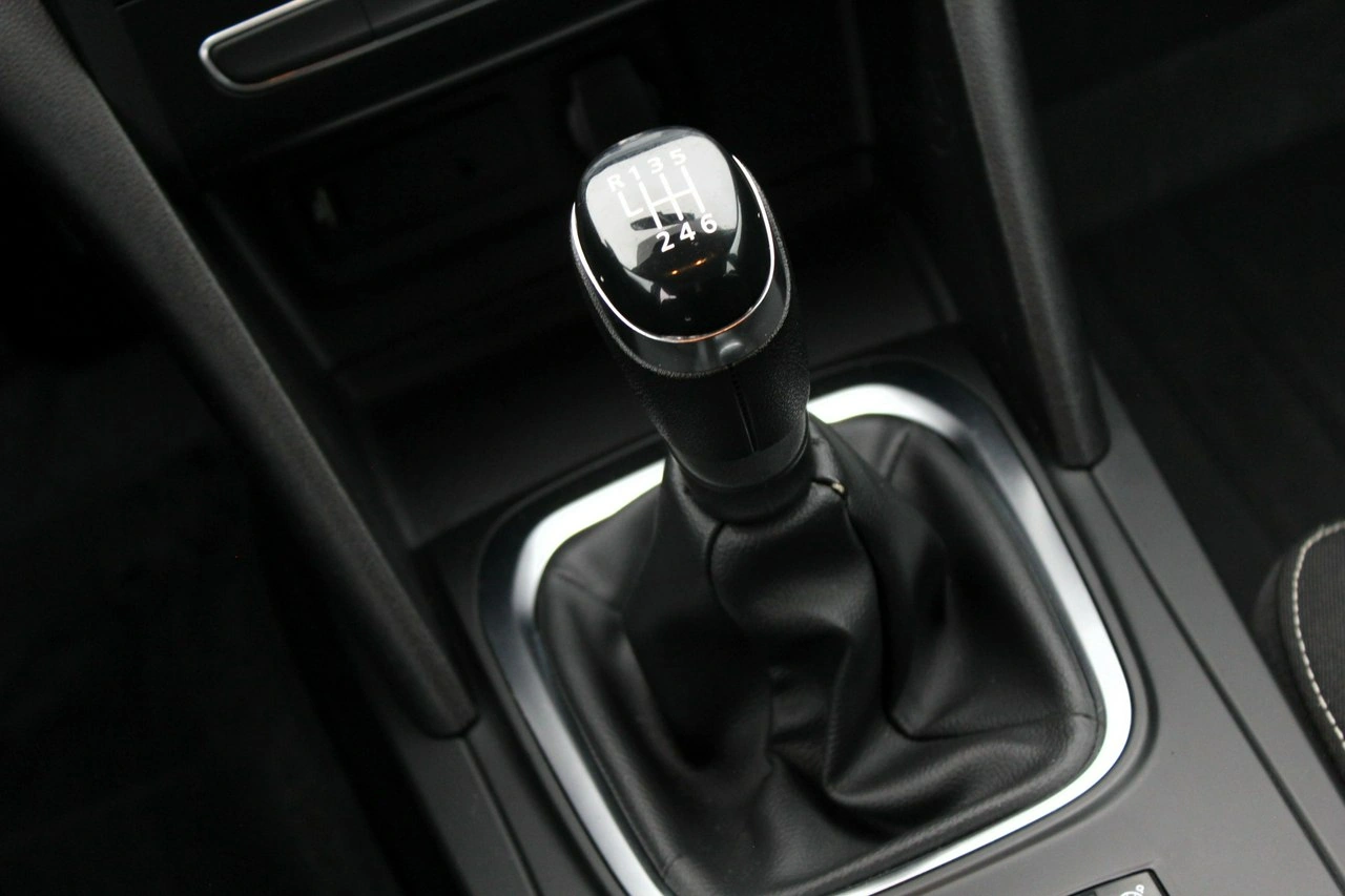 Renault Megane - Zdjęcie 14