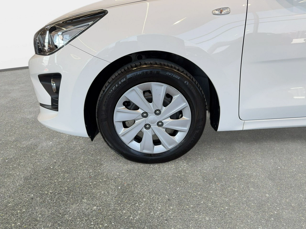 Kia Rio - Zdjęcie 9