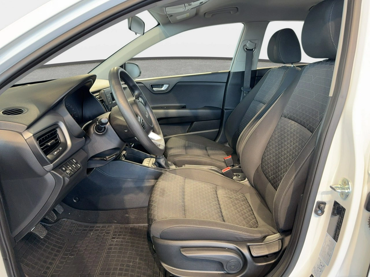 Kia Rio - Zdjęcie 11