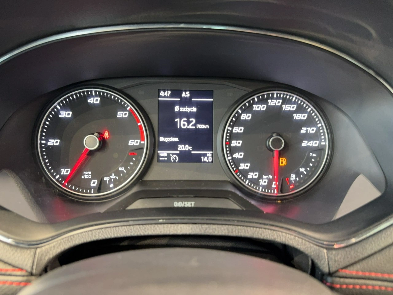 Seat Arona - Zdjęcie 19