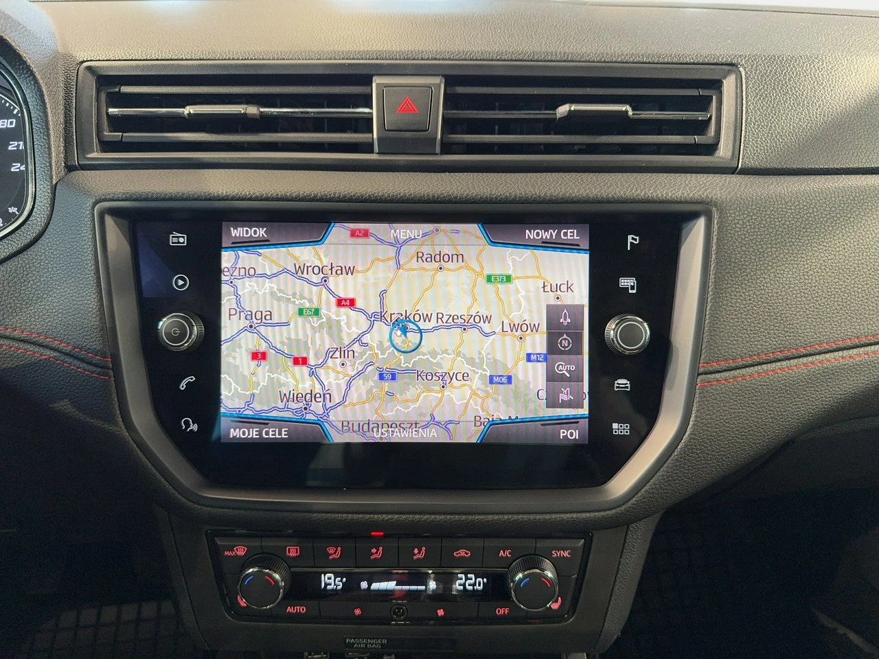 Seat Arona - Zdjęcie 21