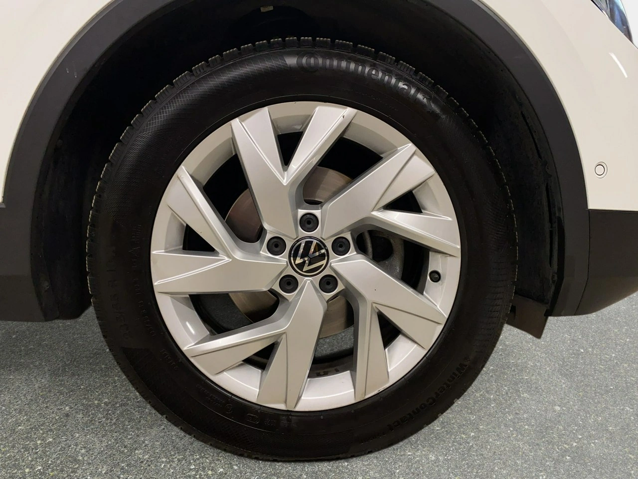 Volkswagen Tiguan - Zdjęcie 9