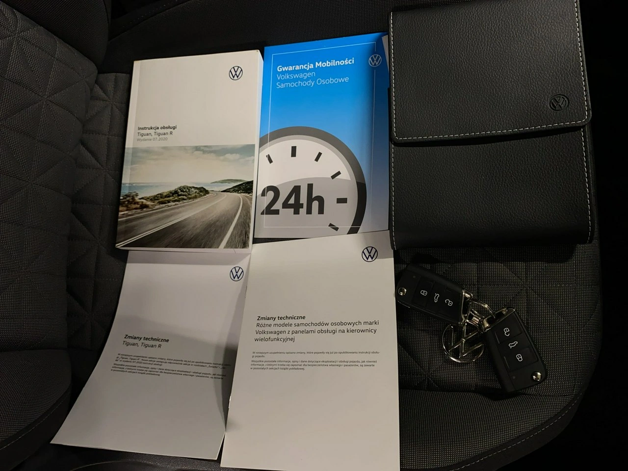 Volkswagen Tiguan - Zdjęcie 13