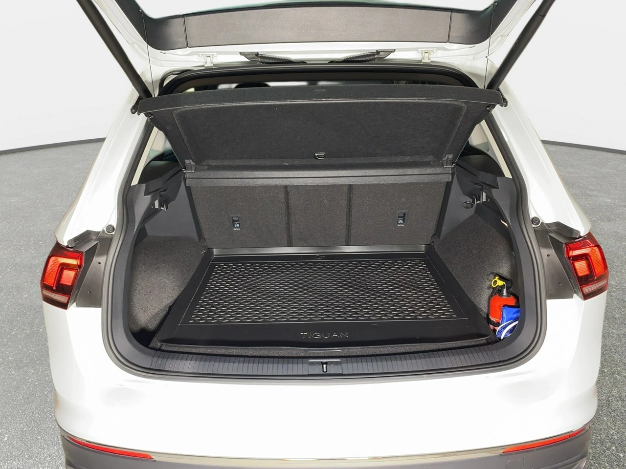 Volkswagen Tiguan - Zdjęcie 16