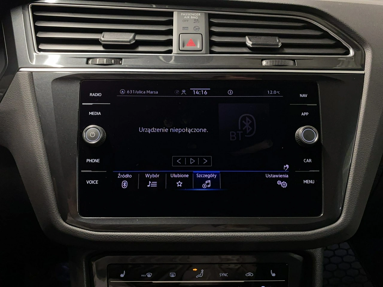 Volkswagen Tiguan - Zdjęcie 23