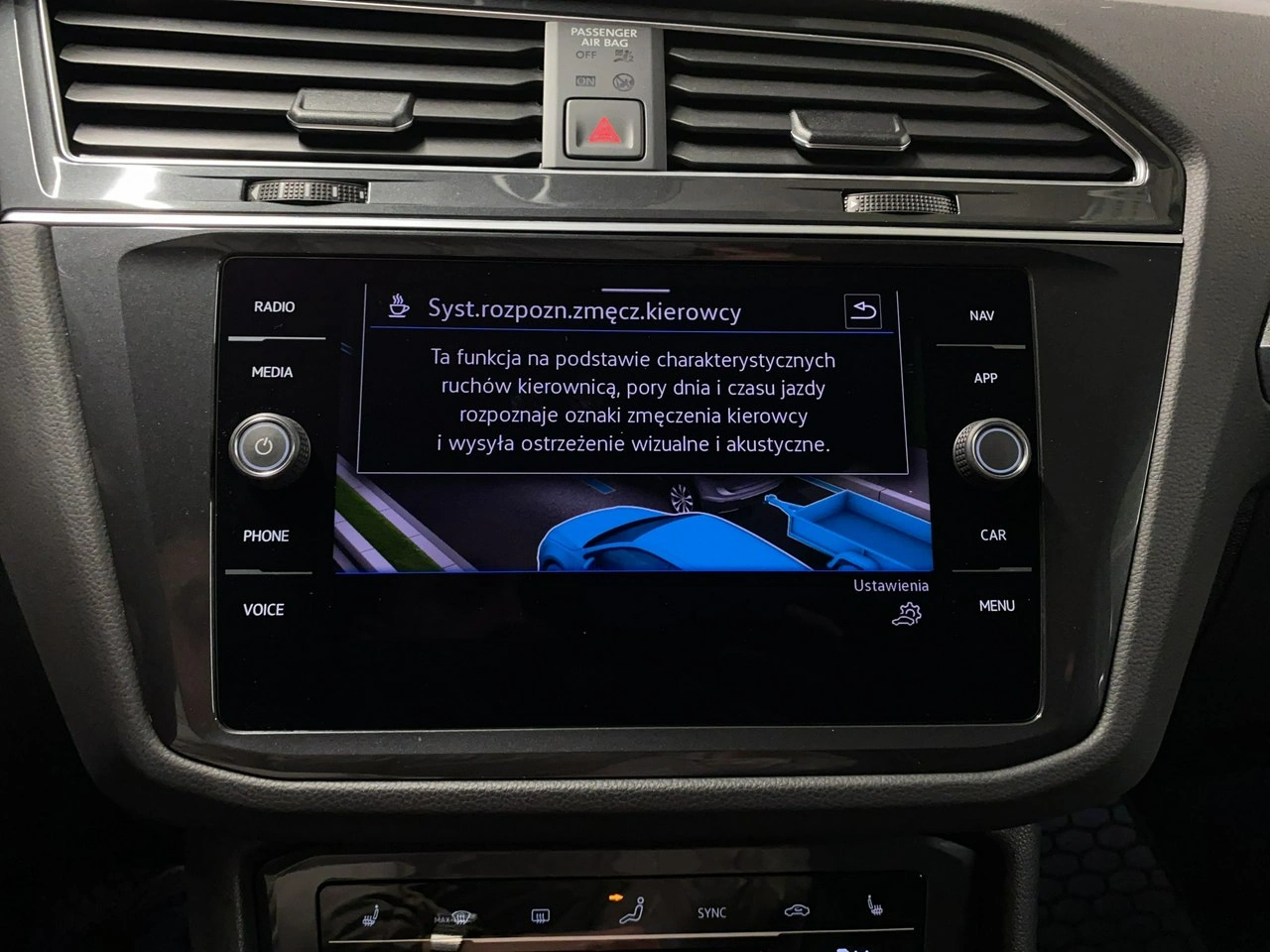 Volkswagen Tiguan - Zdjęcie 27