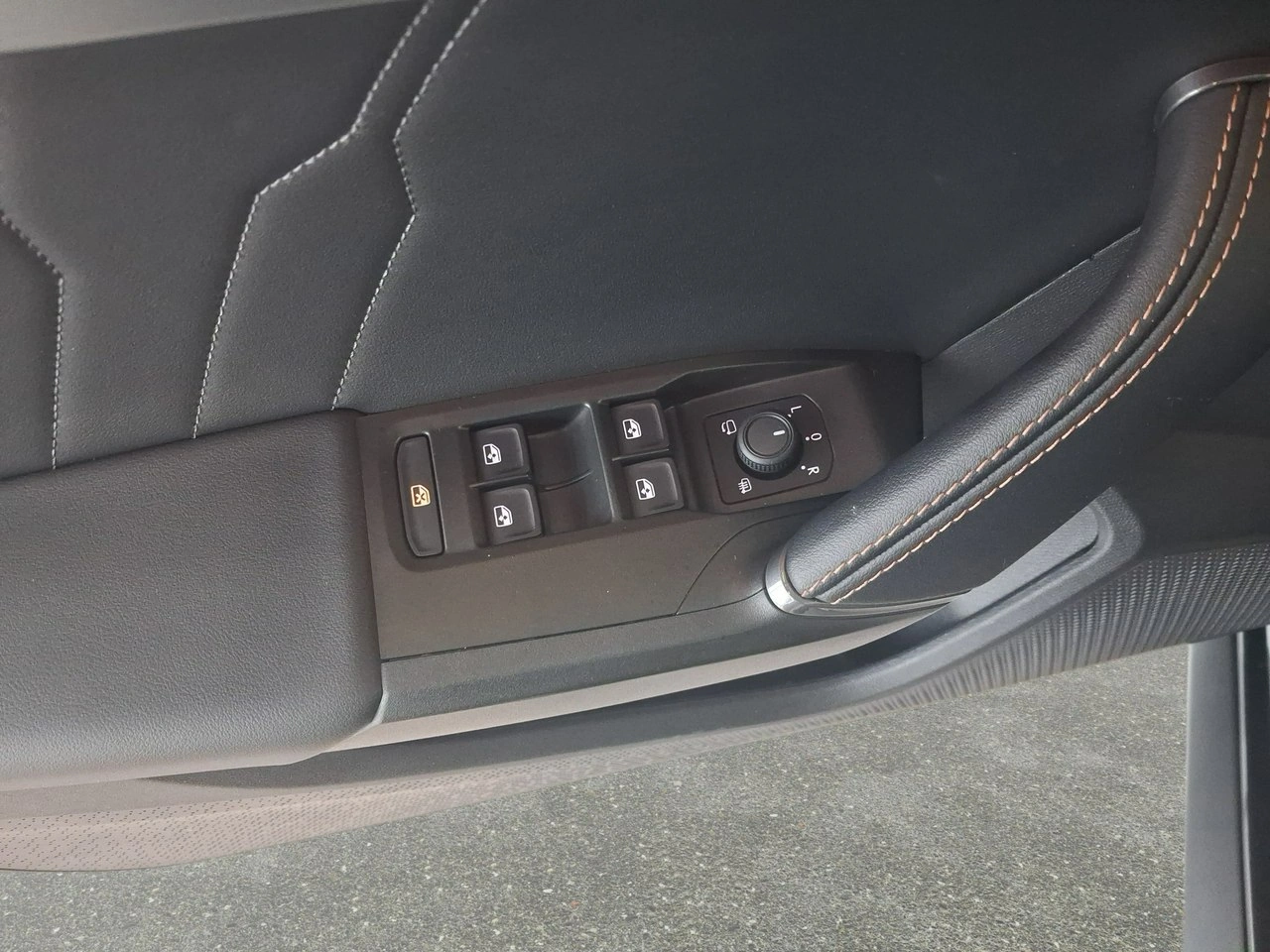 Cupra Leon - Zdjęcie 21