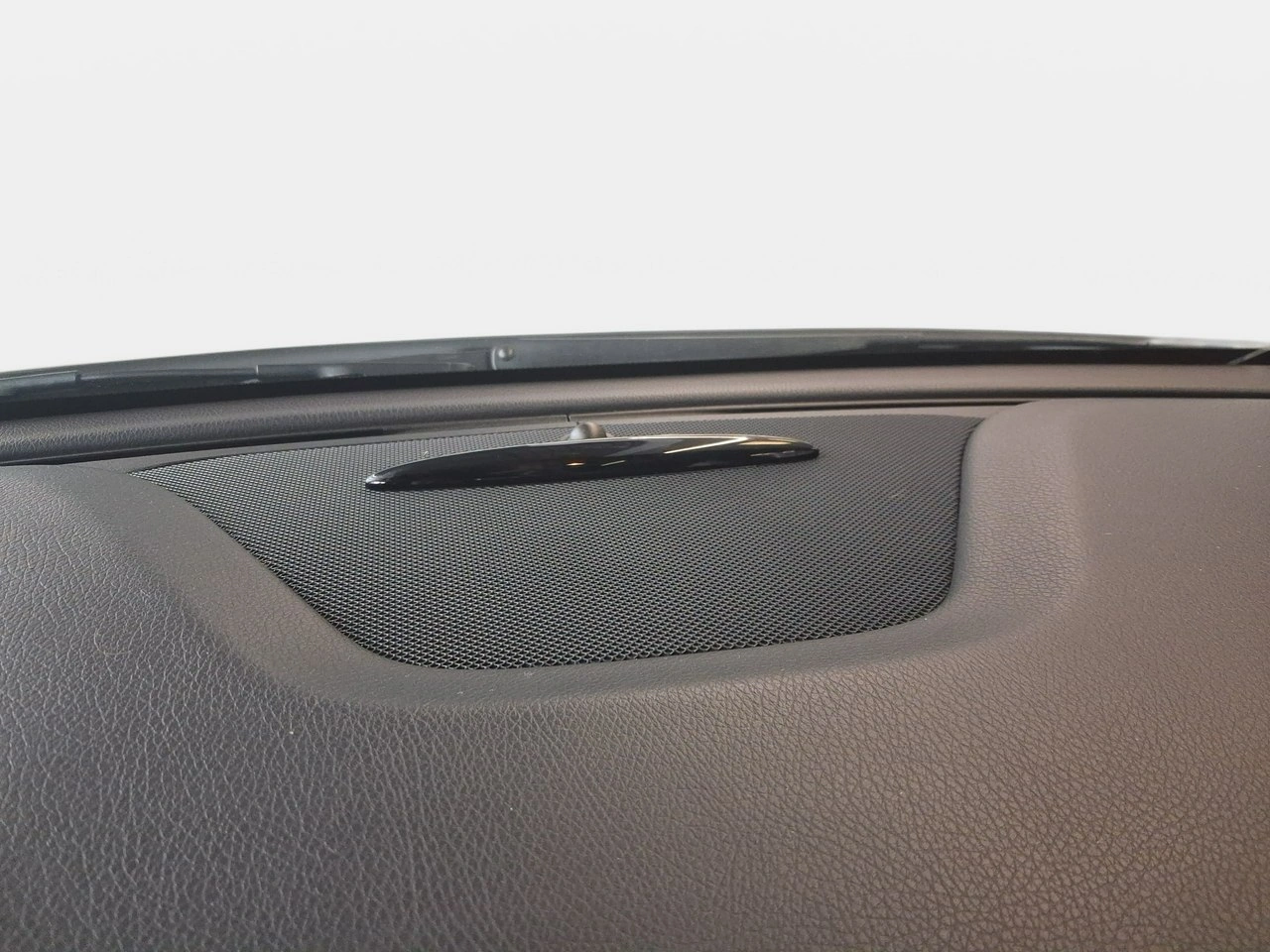 Mercedes CLA 180 - Zdjęcie 17