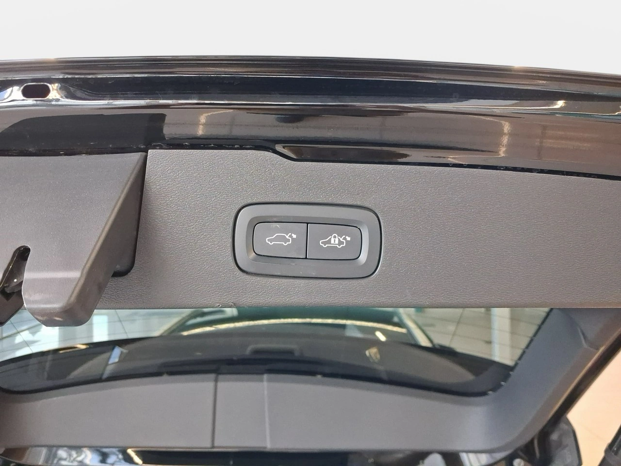 Volvo V60 Cross Country - Zdjęcie 13