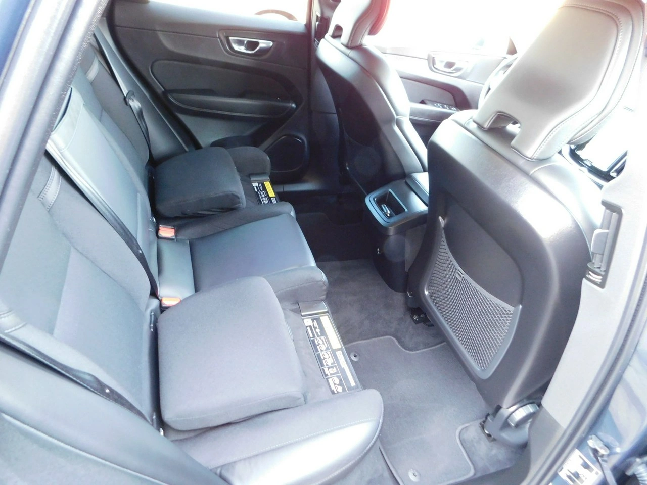 Volvo XC 60 - Zdjęcie 8