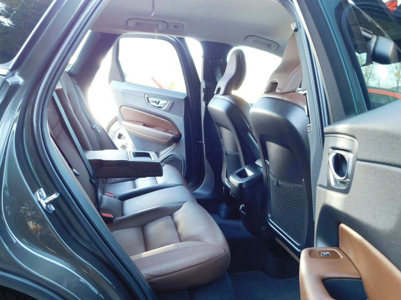 Volvo XC 60 - Zdjęcie 9