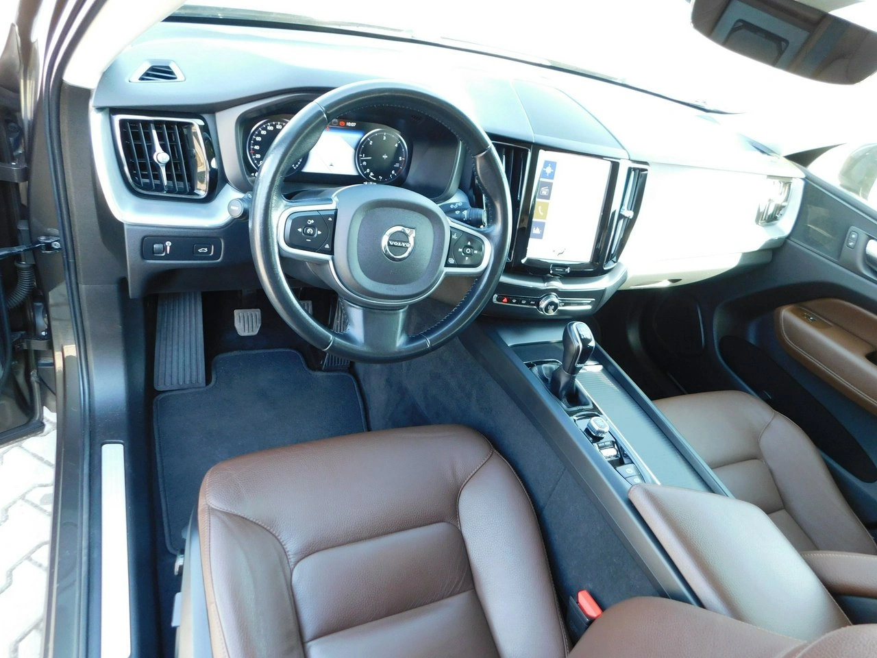 Volvo XC 60 - Zdjęcie 14