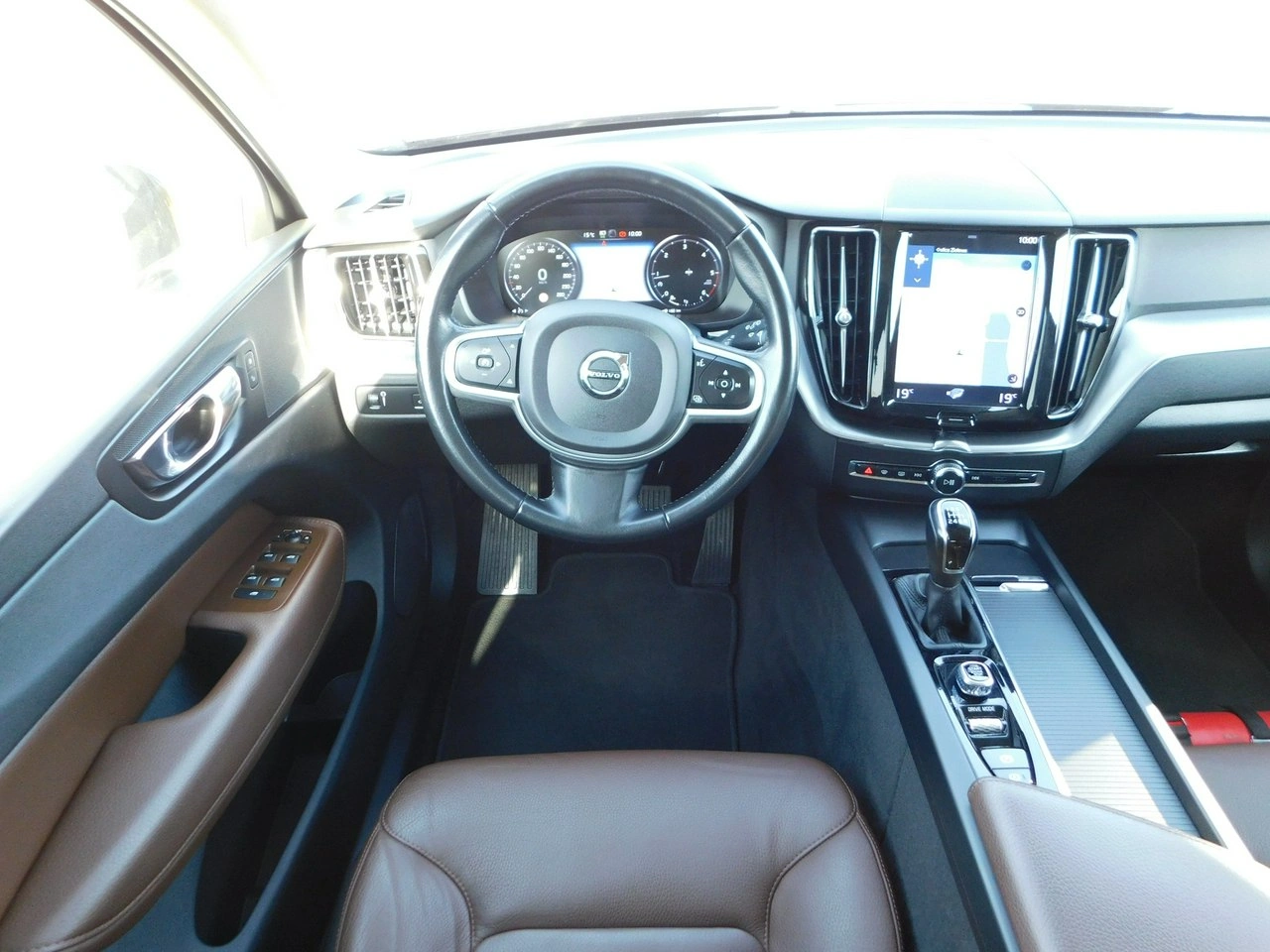 Volvo XC 60 - Zdjęcie 15