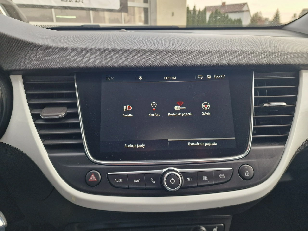 Opel Crossland X - Zdjęcie 29