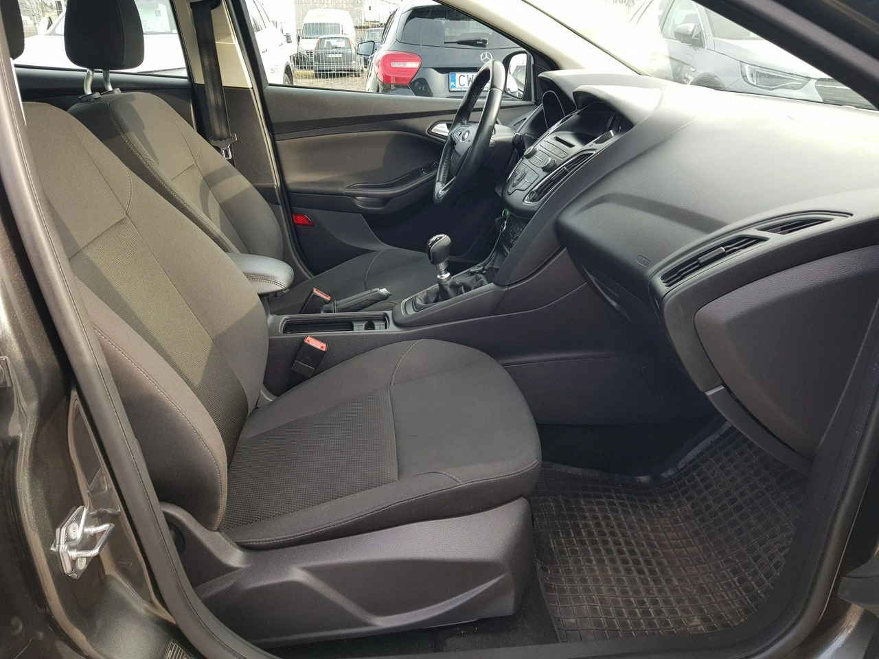 Ford Focus - Zdjęcie 16