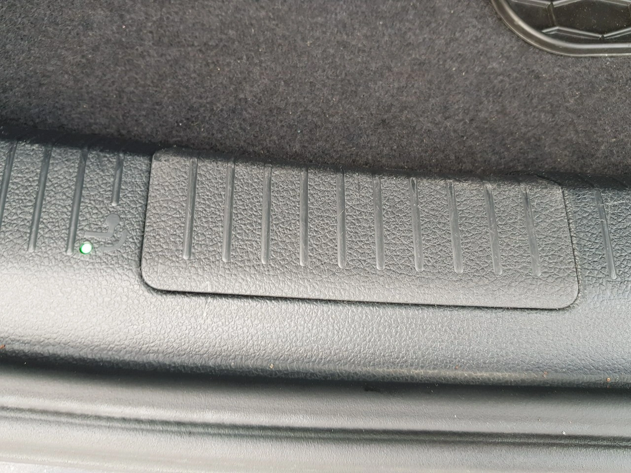 Volkswagen Golf - Zdjęcie 14