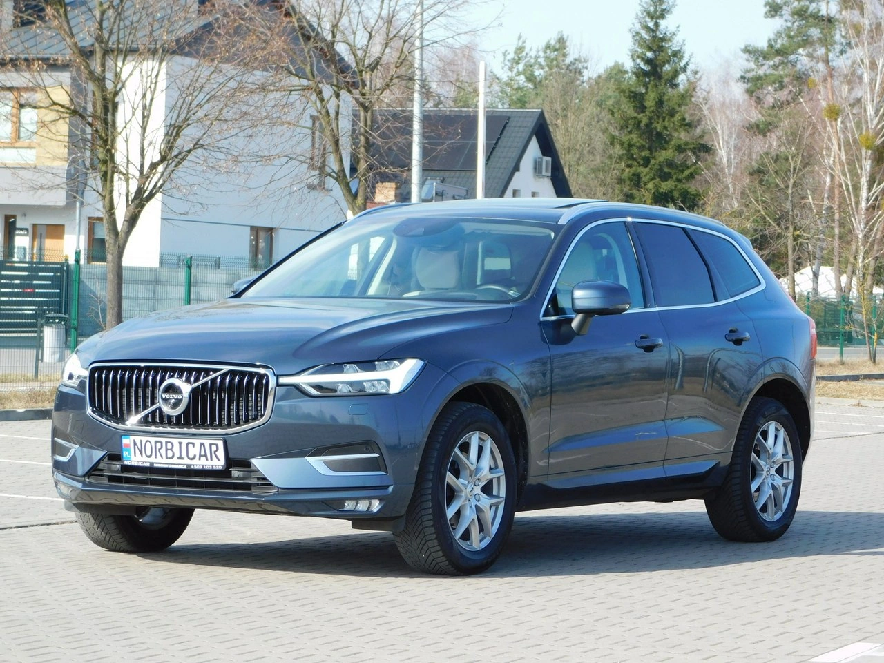 Volvo XC 60 - Zdjęcie 9