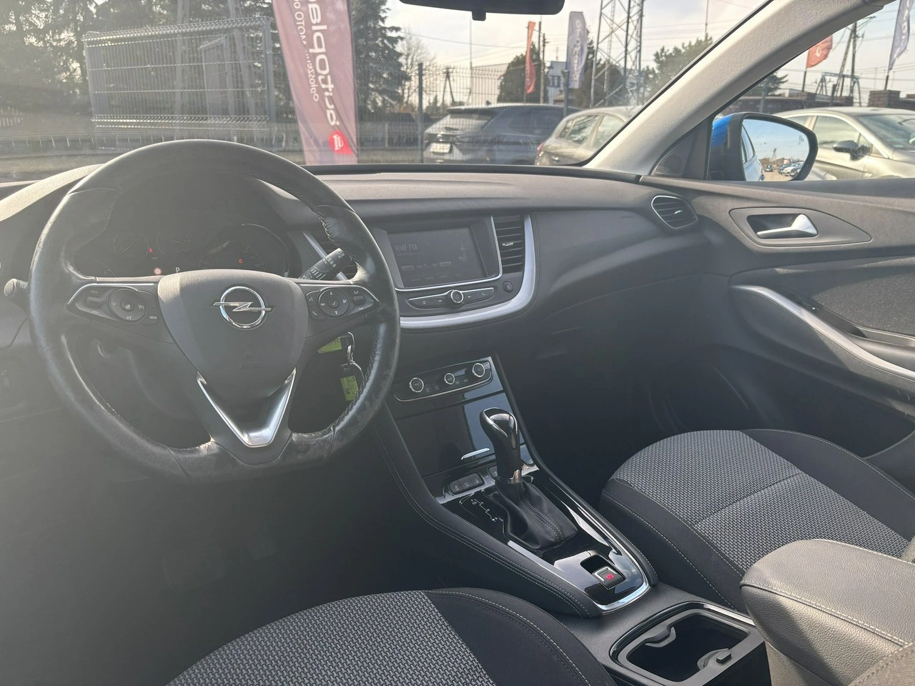 Opel Grandland X - Zdjęcie 18