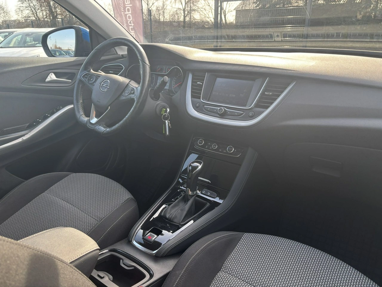 Opel Grandland X - Zdjęcie 20