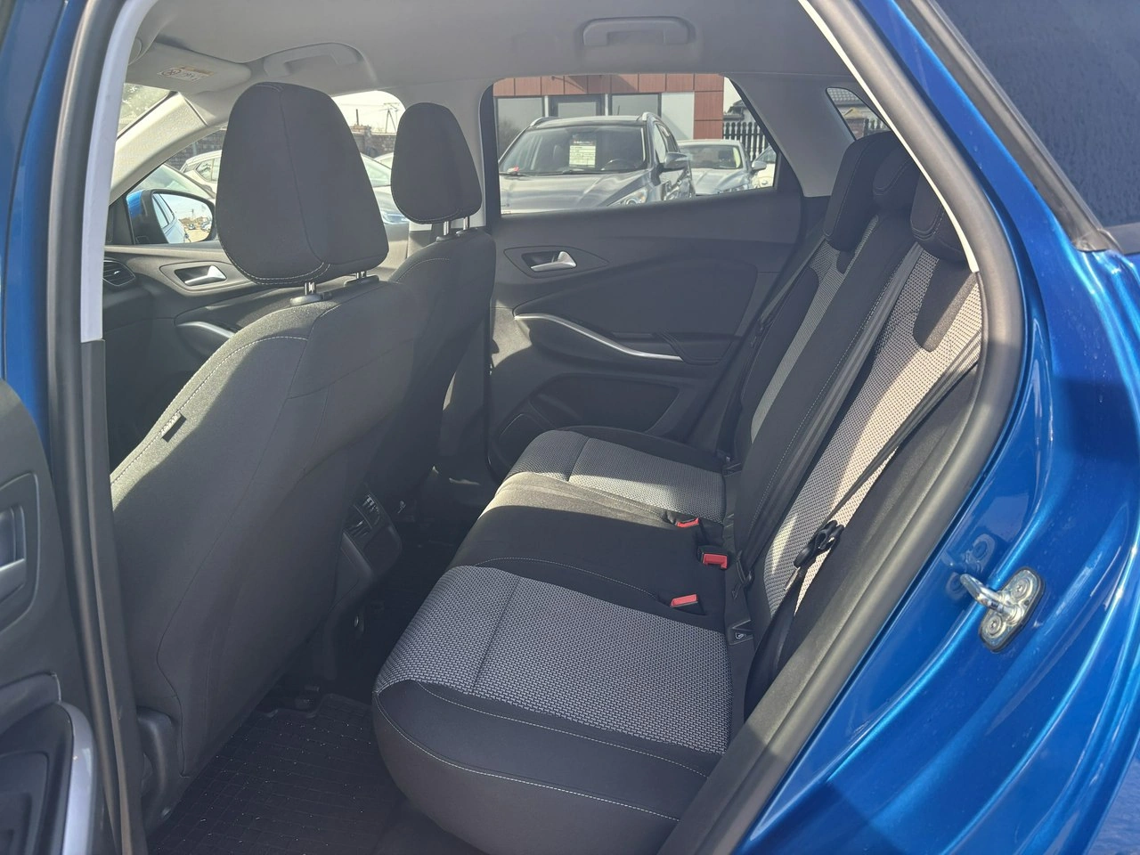 Opel Grandland X - Zdjęcie 29