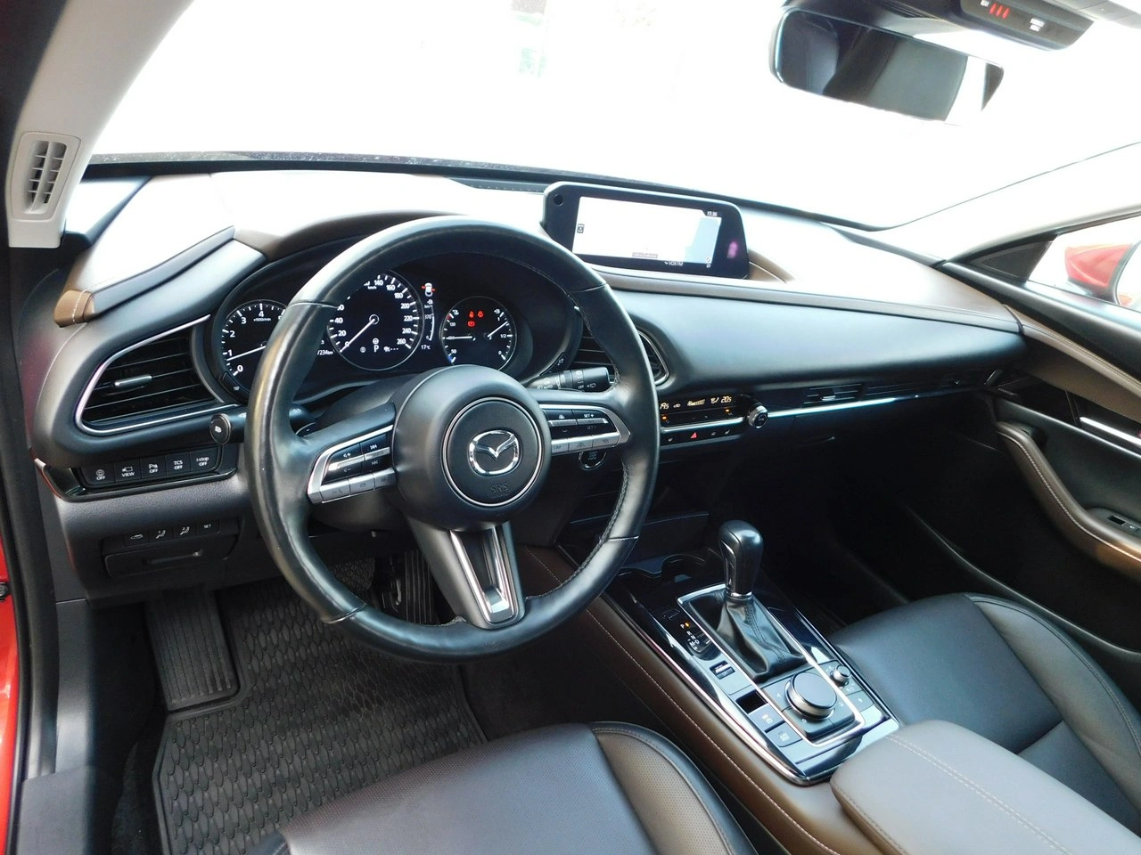 Mazda CX-30 - Zdjęcie 13