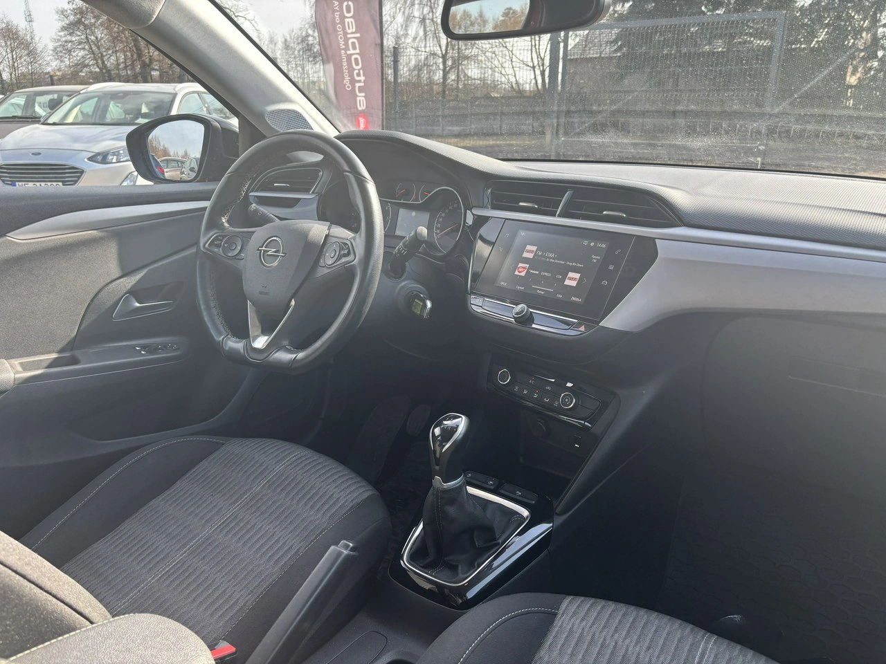 Opel Corsa - Zdjęcie 20