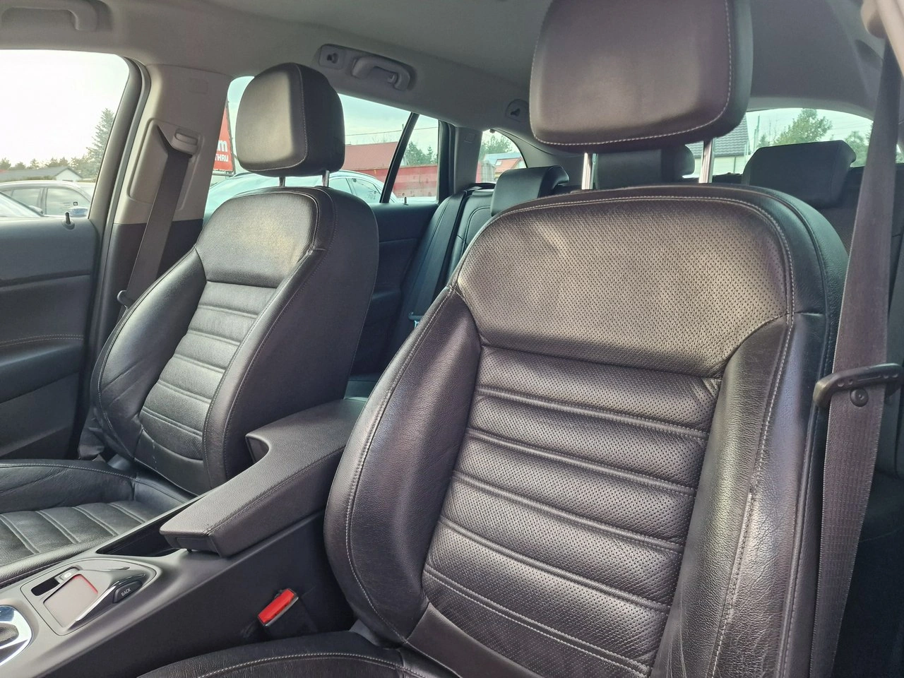 Opel Insignia Country Tourer - Zdjęcie 17