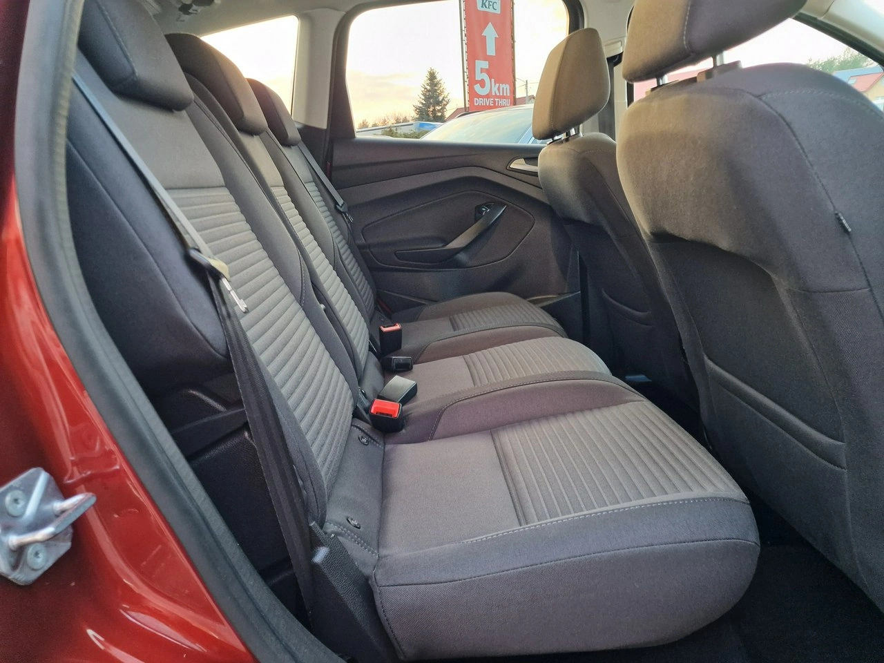 Ford C-MAX - Zdjęcie 22