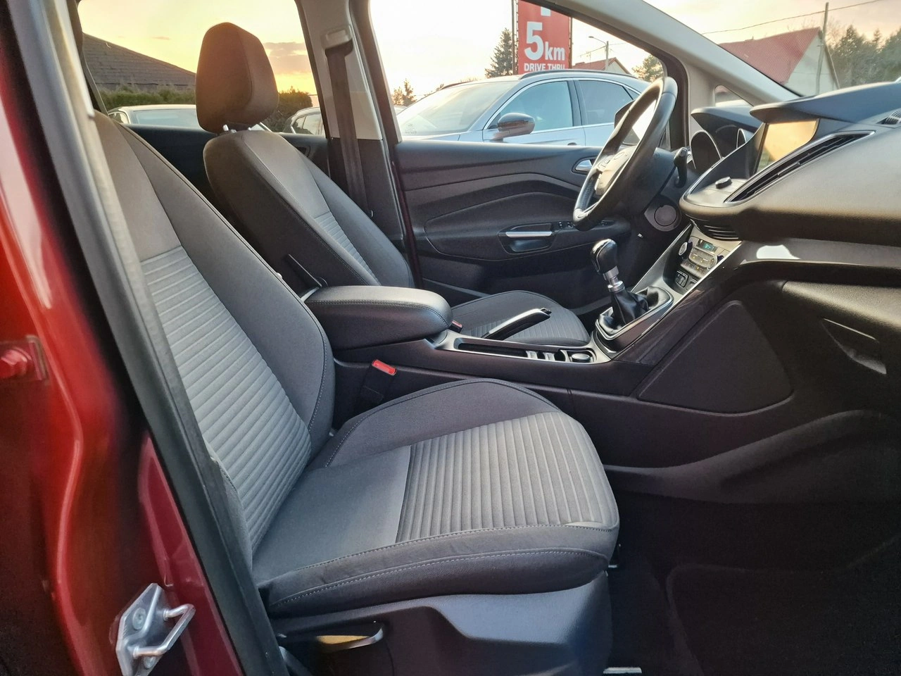 Ford C-MAX - Zdjęcie 24