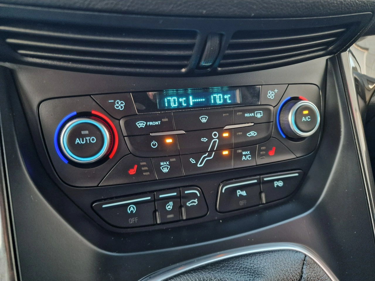 Ford C-MAX - Zdjęcie 30