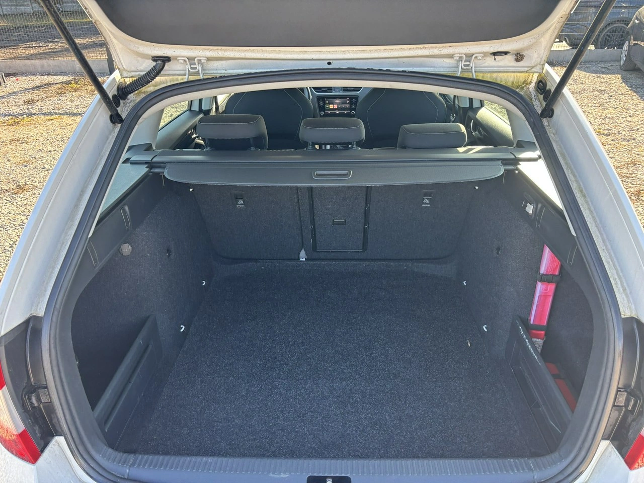 Skoda Octavia - Zdjęcie 26