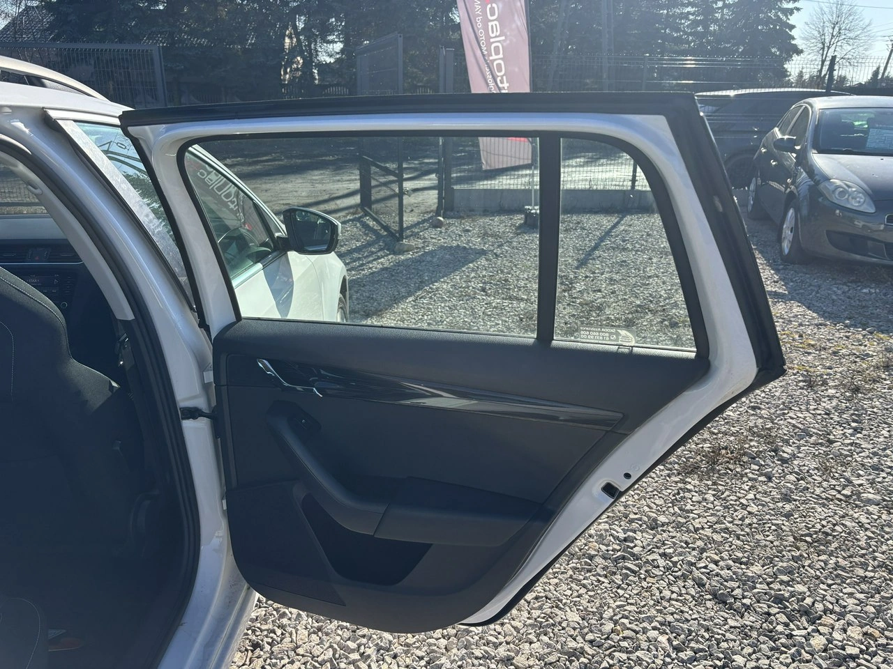 Skoda Octavia - Zdjęcie 27