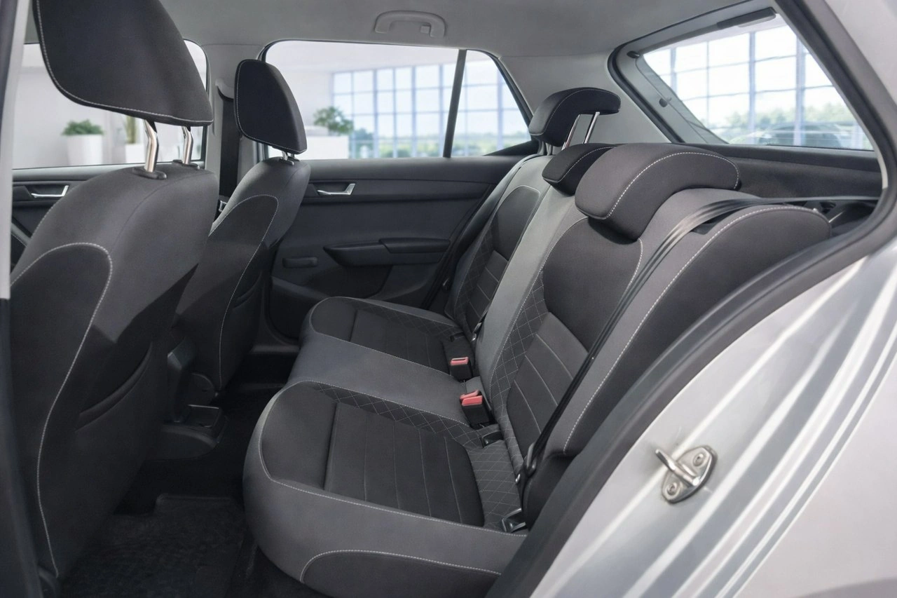 Skoda Fabia - Zdjęcie 17