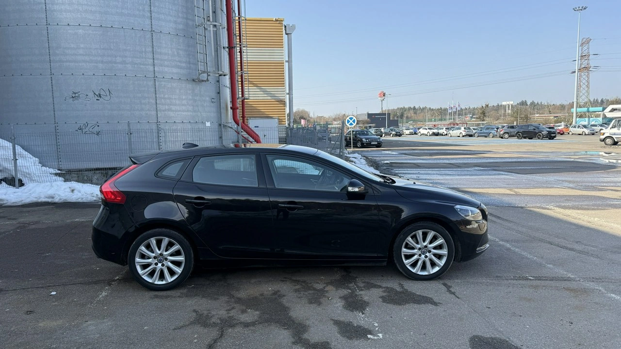 Volvo V40 - Zdjęcie 10