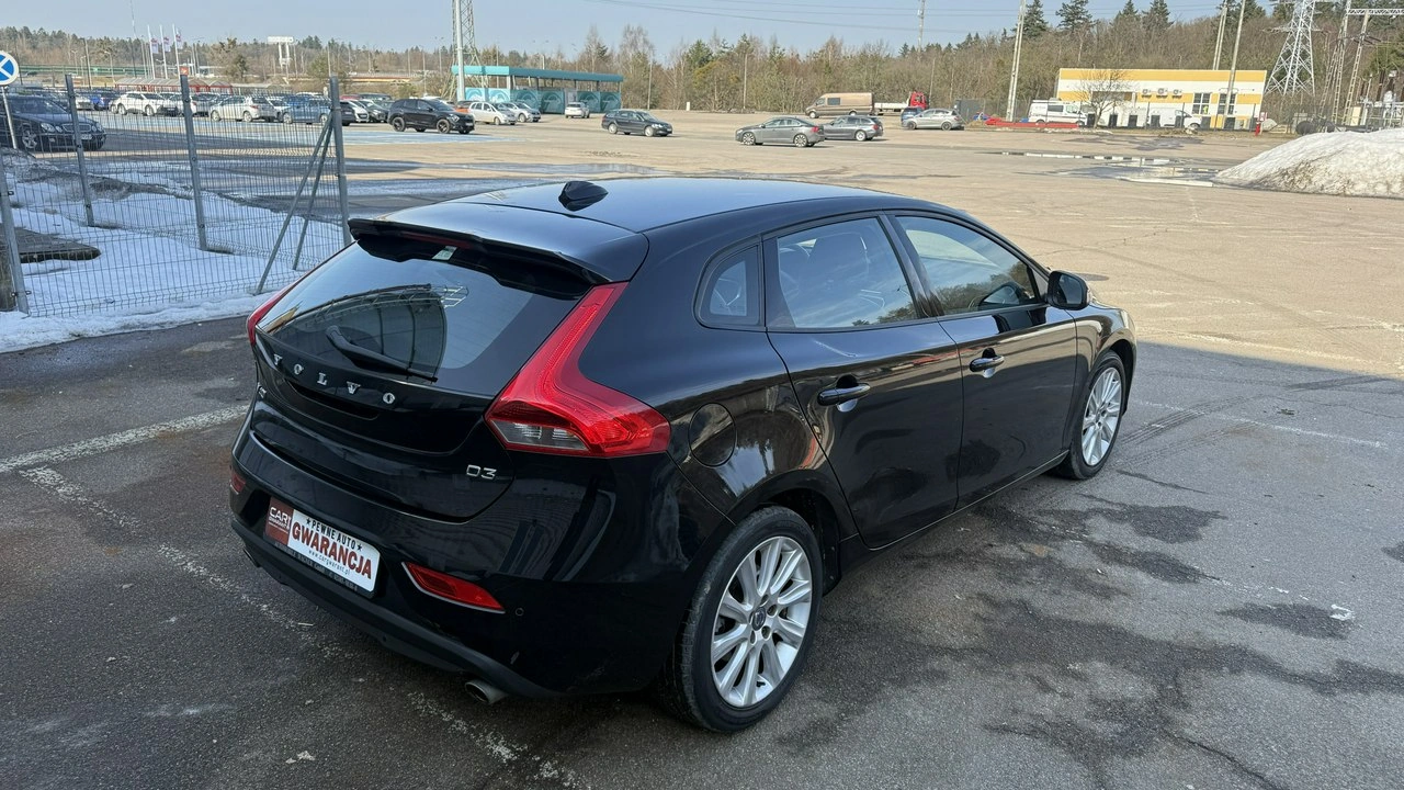 Volvo V40 - Zdjęcie 12